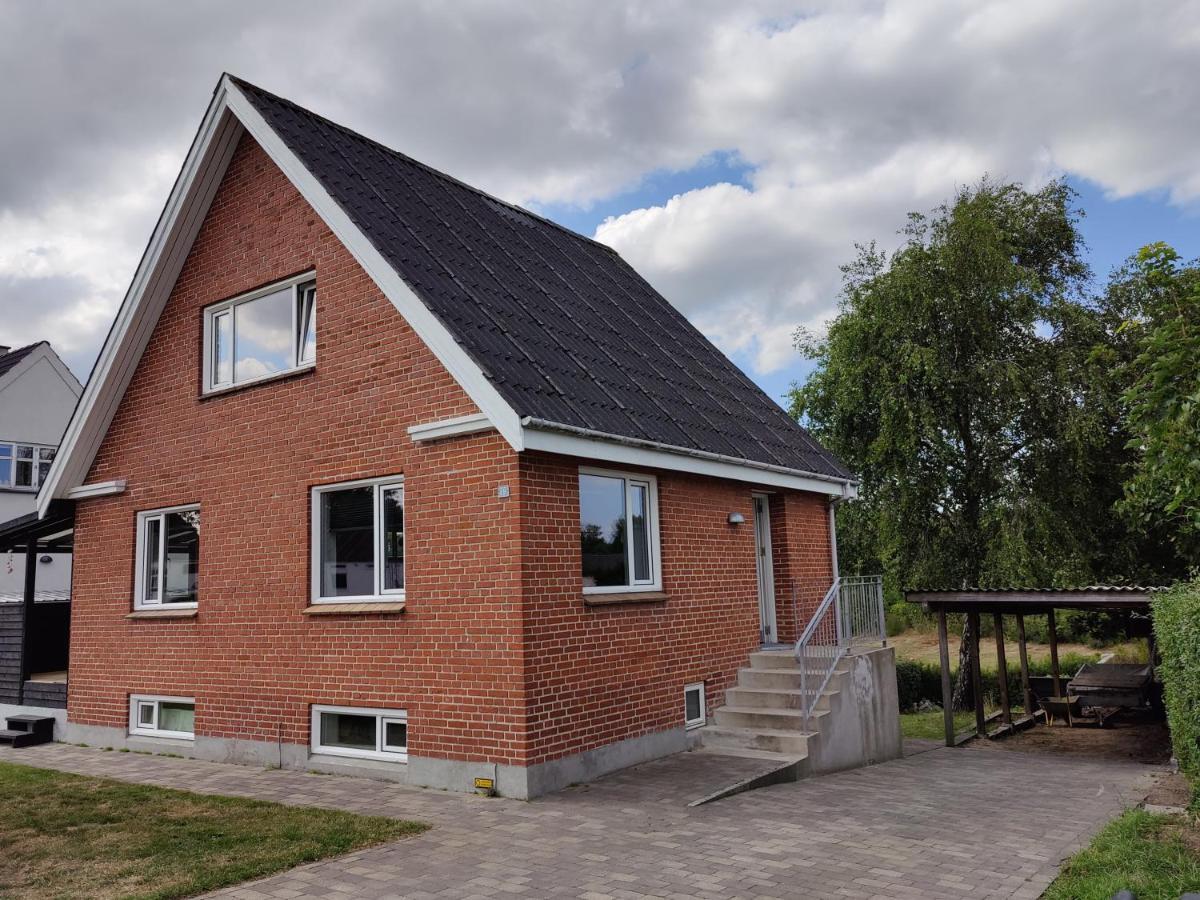 Bjergby Guesthouse イェリング エクステリア 写真