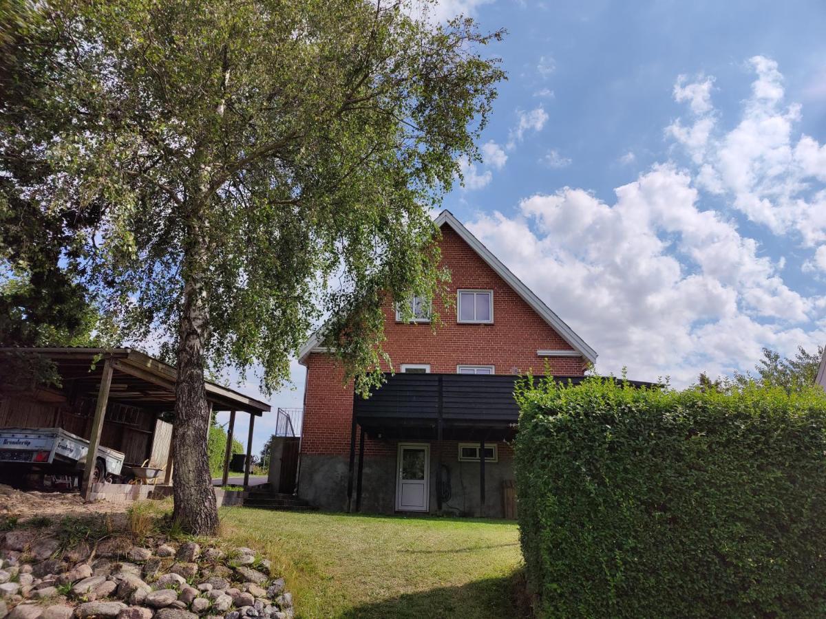 Bjergby Guesthouse イェリング エクステリア 写真